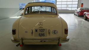 Bild 3/14 von Mercedes-Benz 180 (1956)