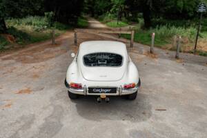 Image 6/50 de Jaguar Type E 3.8 (1963)