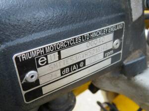 Image 39/40 of Triumph DUMMY (2006)