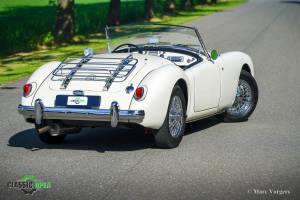 Bild 38/43 von MG MGA 1500 (1956)