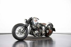 Immagine 8/50 di Harley-Davidson FLSTC Heritage Softail Classic (1997)
