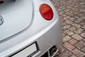 Image 17/48 of Volkswagen New Beetle RSI (2003)