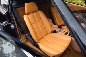 Image 7/13 of Ferrari 308 GTB Quattrovalvole (1984)