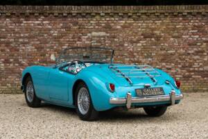 Image 2/50 of MG MGA 1600 (1958)