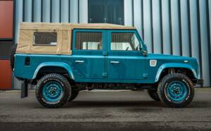 Bild 14/32 von Land Rover Defender 110 300Tdi (1997)