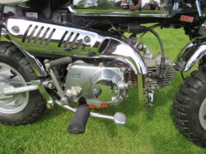 Immagine 3/35 di Honda Z 50 Monkey (2004)