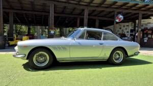 Imagen 4/66 de Ferrari 330 GT 2+2 (1964)