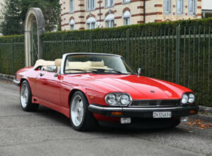 Image 2/45 of Jaguar XJ-S Convertible (1990)