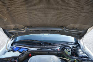 Image 17/50 of Mercedes-Benz 560 SEC (1987)