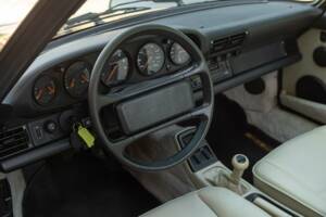 Bild 48/50 von Porsche 911 Carrera 4 (1990)