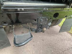 Image 23/25 of Land Rover Defender 90 TD4 (2010)