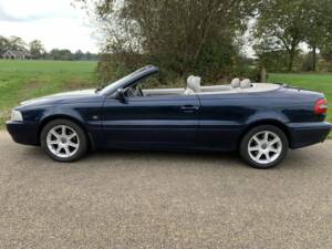 Imagen 7/8 de Volvo C70 2.4 T (2001)