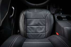 Image 30/35 of Land Rover Defender 110 (1992)