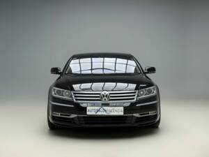 Image 5/25 of Volkswagen Phaeton 3.0 V6 TDI (2011)