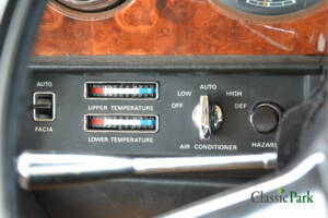 Imagen 32/50 de Rolls-Royce Silver Shadow II (1978)