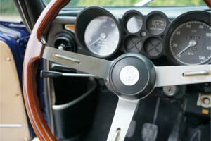 Bild 42/50 von Alfa Romeo 2000 GTV (1974)