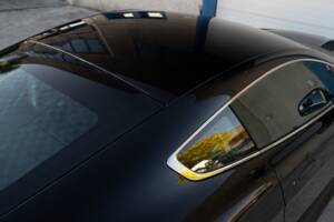 Image 28/83 de Aston Martin V12 Vantage (2009)