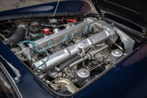Image 35/72 de Aston Martin DB 4 (1962)