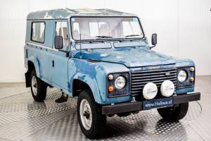 Image 16/48 of Land Rover Defender 110 Turbo Diesel (1984)