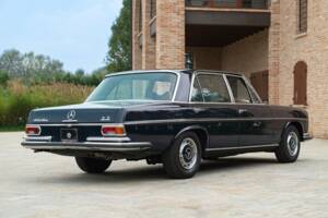 Image 7/50 of Mercedes-Benz 300 SEL 3.5 (1973)