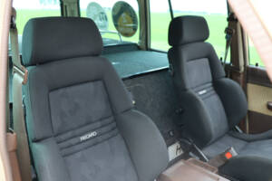 Immagine 28/50 di Toyota Land Cruiser FJ 60 (1984)