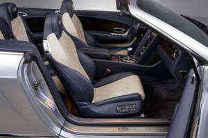 Bild 34/41 von Bentley Continental GTC W12 (2014)