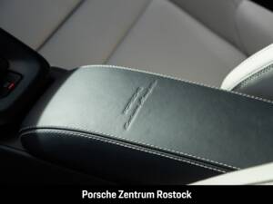 Image 8/35 de Porsche 911 Carrera GTS (2026)