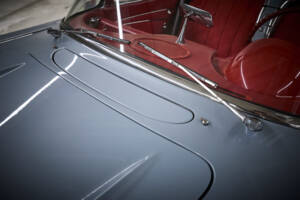 Image 28/78 of Chevrolet Corvette (1962)