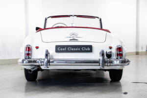 Image 9/35 of Mercedes-Benz 190 SL (1963)
