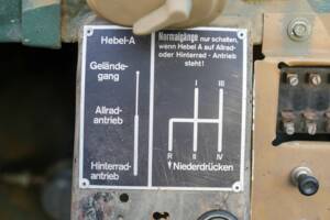 Image 18/40 of Volkswagen Schwimmwagen (1943)
