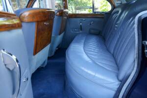 Image 15/50 de Jaguar Mk IX (1961)
