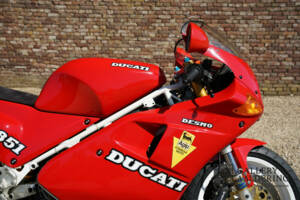 Immagine 7/30 di Ducati DUMMY (1990)