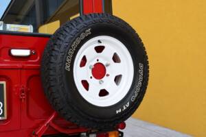 Bild 10/17 von Toyota Landcruiser BJ 42 (1984)