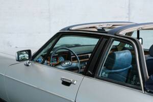 Image 23/47 of Jaguar XJ-SC 5.3 (1987)