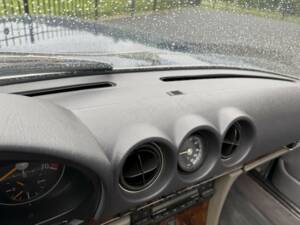 Image 18/46 de Mercedes-Benz 560 SL (1986)