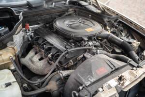 Afbeelding 9/63 van Mercedes-Benz 230 CE (1988)