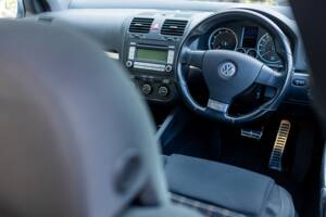 Bild 46/50 von Volkswagen Golf V GTI (2006)