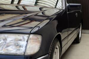 Bild 35/67 von Mercedes-Benz S 500 (1996)