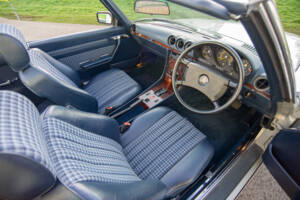 Image 9/28 de Mercedes-Benz 300 SL (1987)