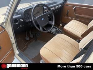 Image 12/15 de BMW 2500 (1970)