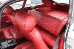 Afbeelding 17/28 van Jaguar E-Type V12 (2+2) (1971)