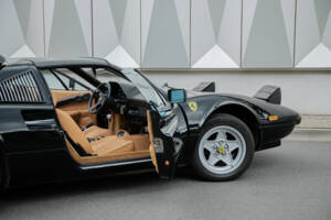Bild 29/54 von Ferrari 308 GTSi Quattrovalvole (1985)