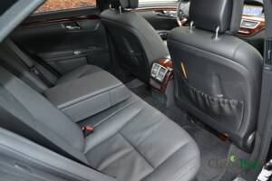 Bild 28/50 von Mercedes-Benz S 500 (2006)