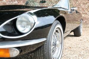 Afbeelding 50/50 van Jaguar E-Type V12 (1974)
