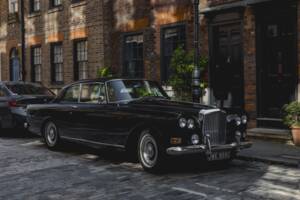 Image 17/39 of Bentley S 3 Continental (1965)