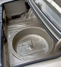 Image 45/51 of BMW 318i (1985)