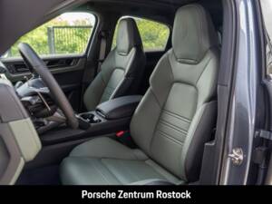 Imagen 8/38 de Porsche Cayenne Coupé E-Hybrid (2026)