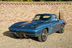 Bild 32/50 von Chevrolet Corvette Sting Ray (1966)