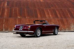 Image 6/51 of Maserati 3500 GTI Spyder Vignale (1963)