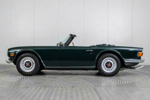 Immagine 25/50 di Triumph TR 6 PI (1972)